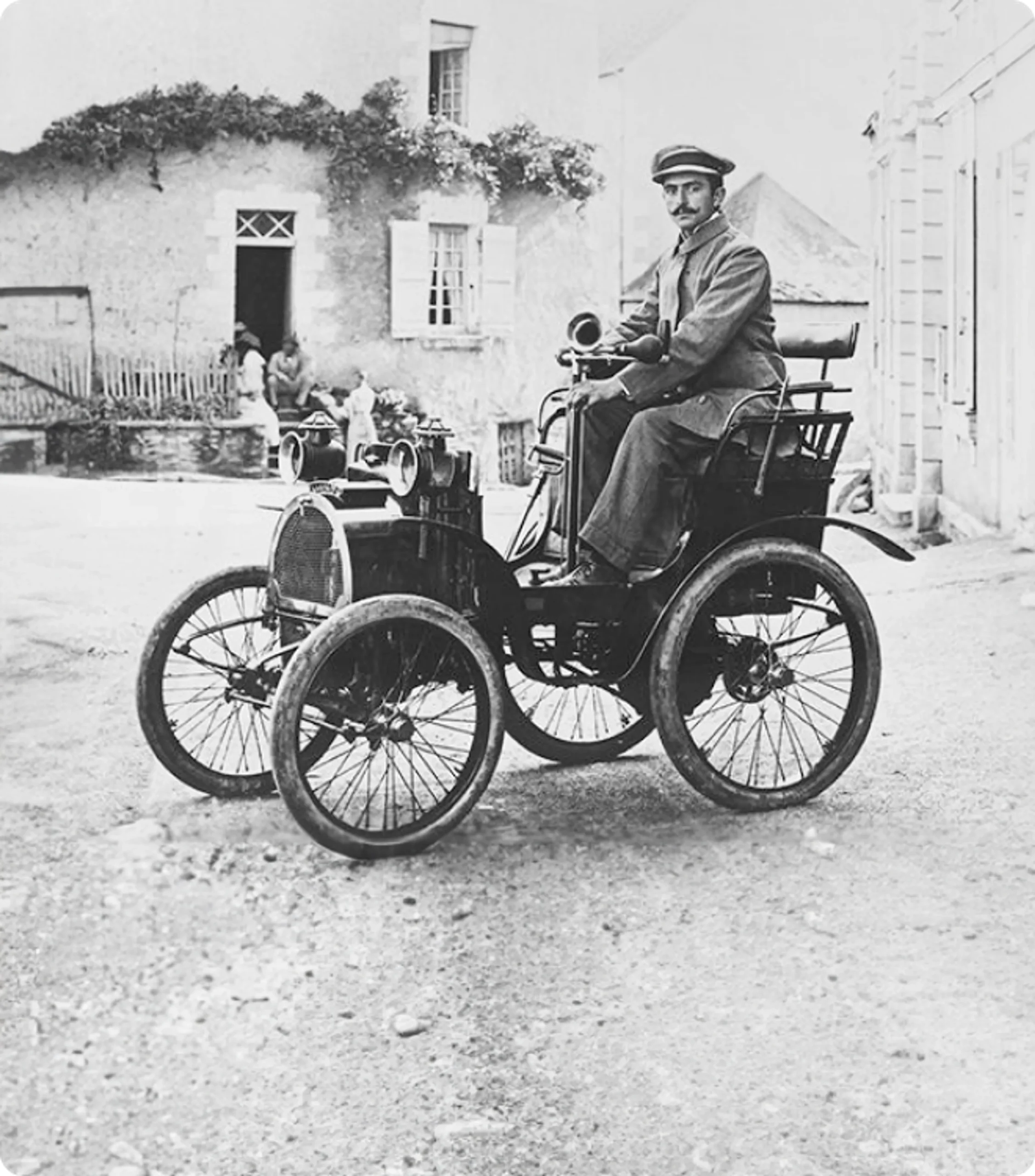 Vintage Early Automobile Clipart: Pioneering Transportation from Early 20th Century