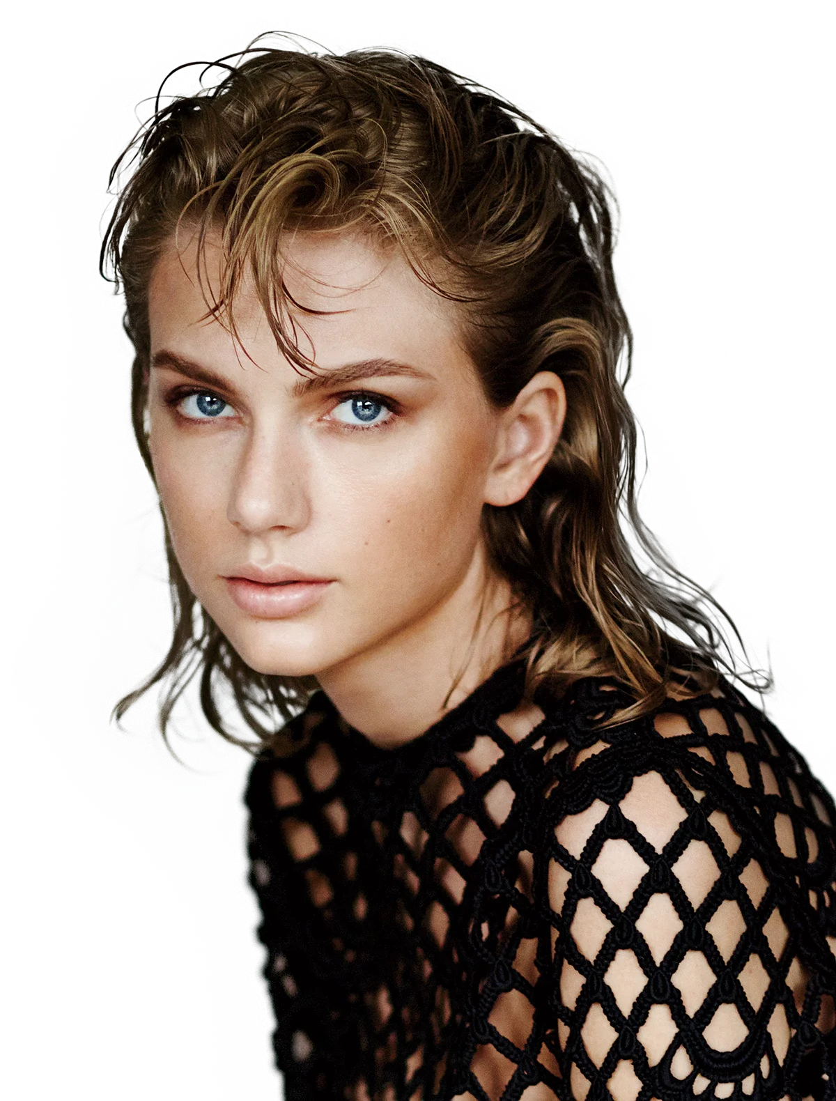 Monochromatic Glamour Clipart: Intense Gaze and Lattice-Styled Fashion Portrait